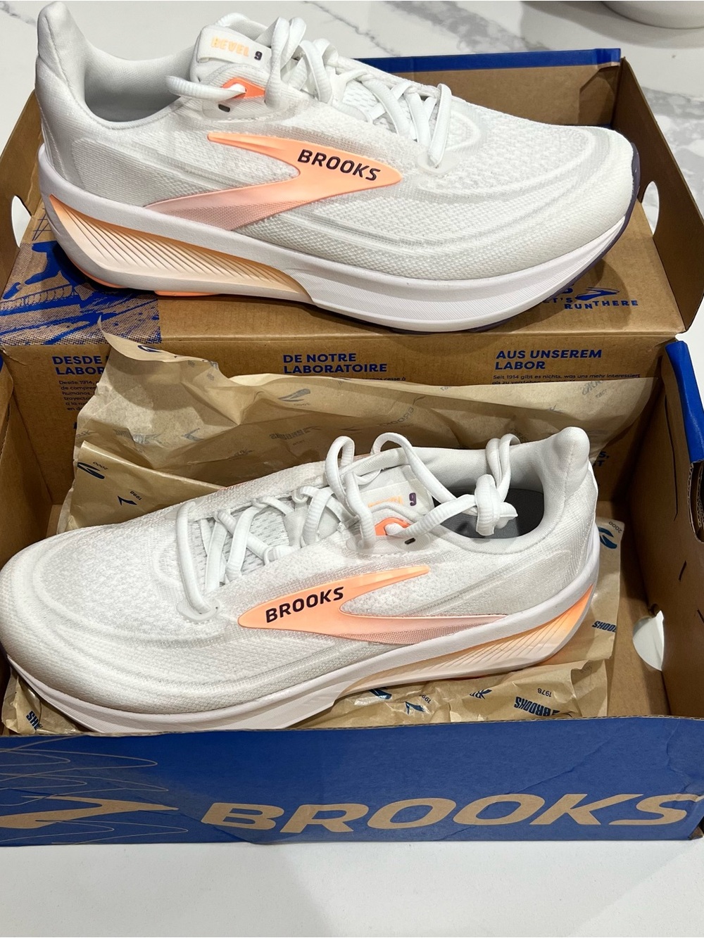 Brooks Revel 9 White Running Shoes with Peach/Purple Highlights - Womens size 8
